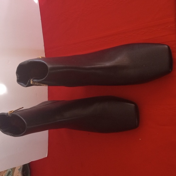 Women's Franco Sarto Black Ankle Boots - Picture 4 of 8